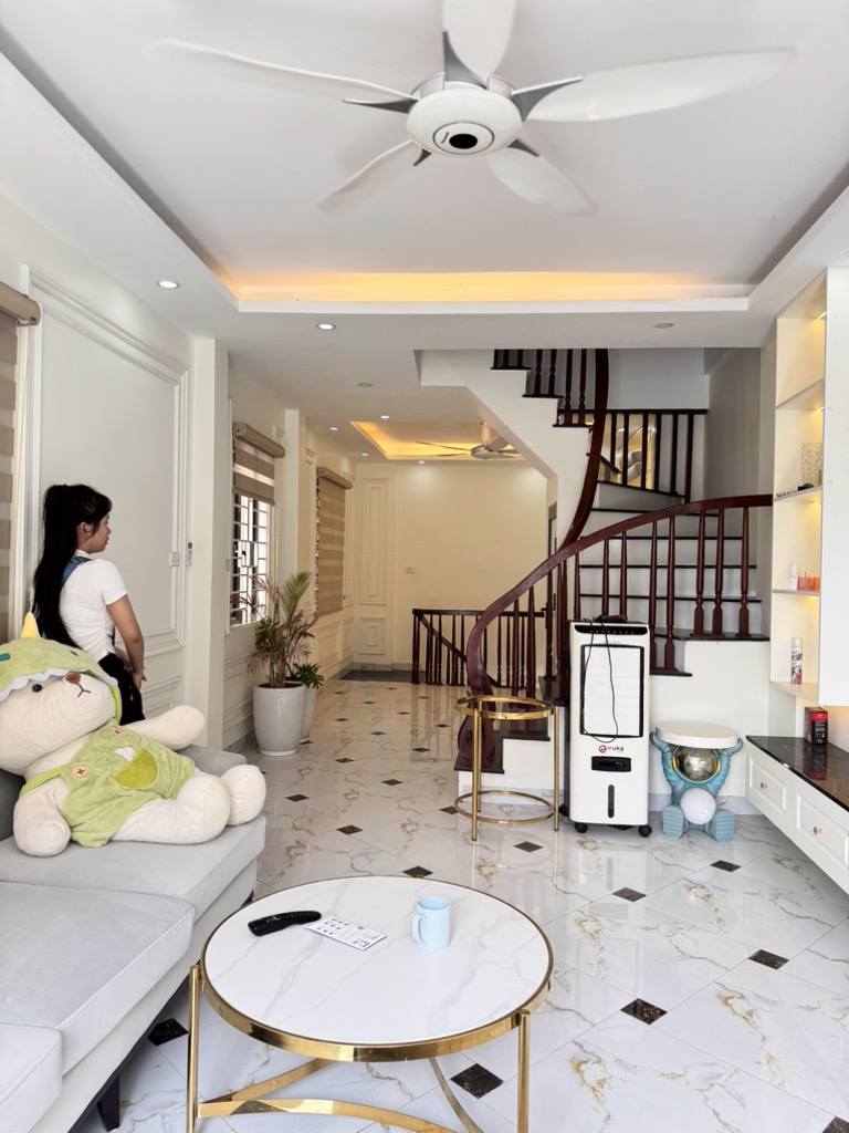 HÀNG HIẾM-OTO VÀO NHÀ-NỘI THẤT ĐẸP LONG LANH, NHÀ TẠI PHƯƠNG CANH 5T TẦNG, SỔ ĐỎ SẴN GD, NHỈNH 8 TỶ